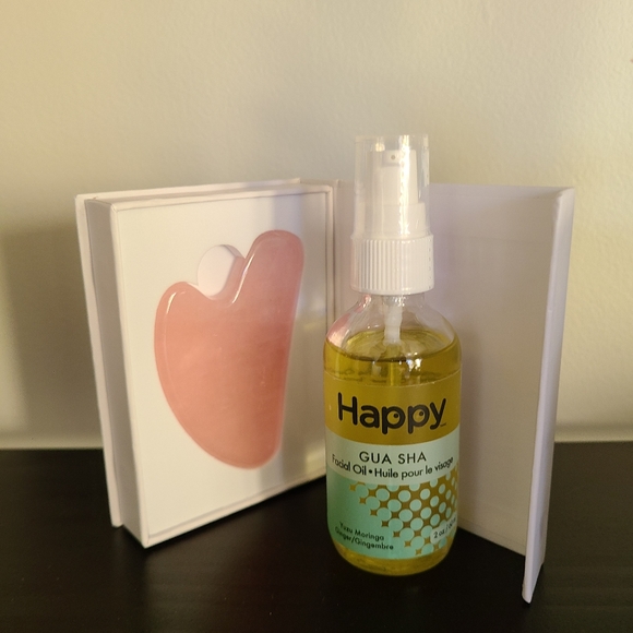 Gua Sha tool and oil - Picture 2 of 4